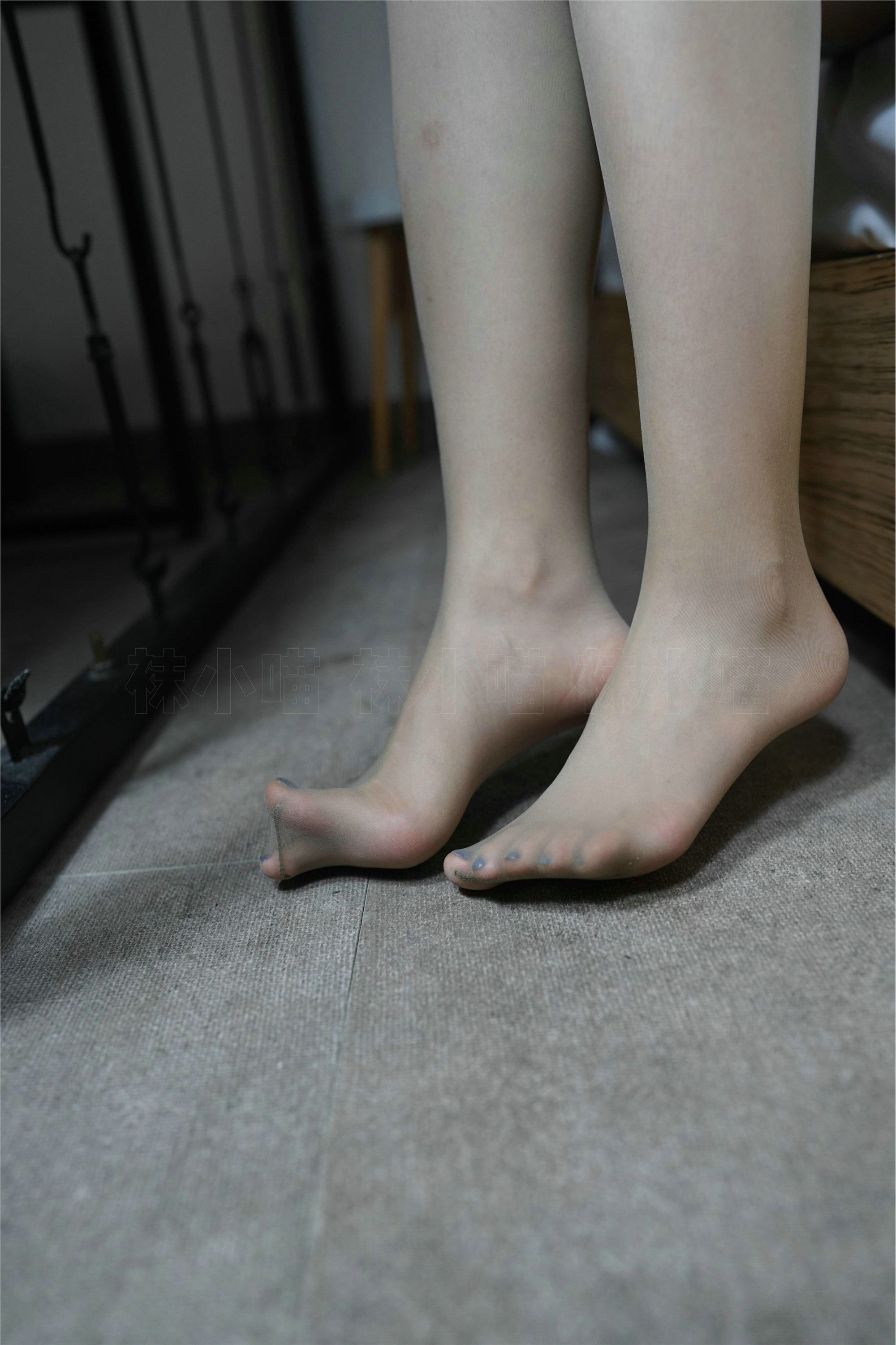 kittyWawa袜小喵  KT249 同事帮我修电视：下